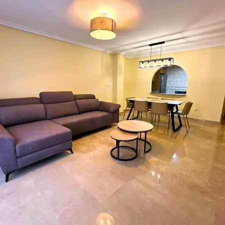 Imperial Ii アパート *